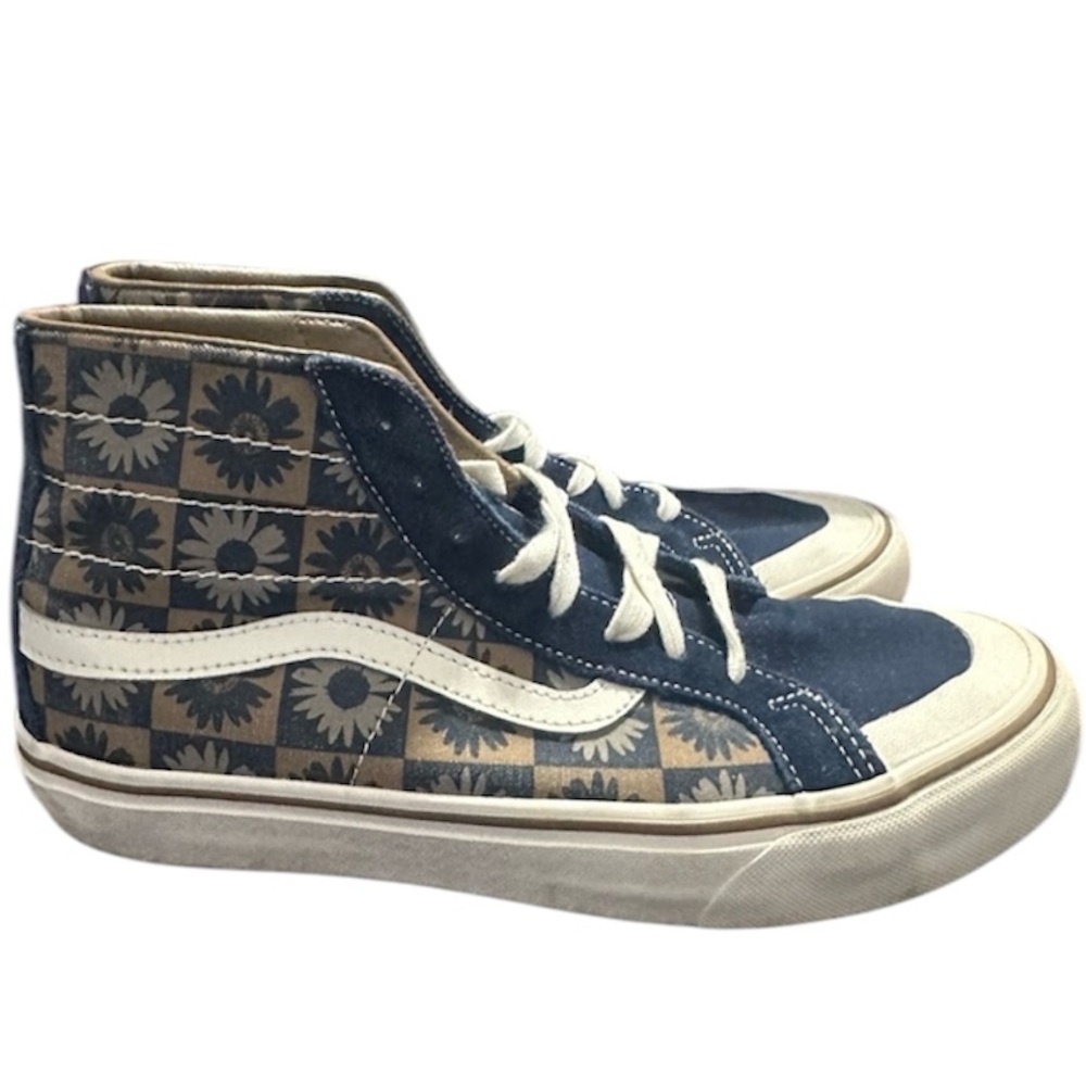 Vans SK8-Hi 138 Decon High Top Unisex Blue White Floral Lace Up Sneakers